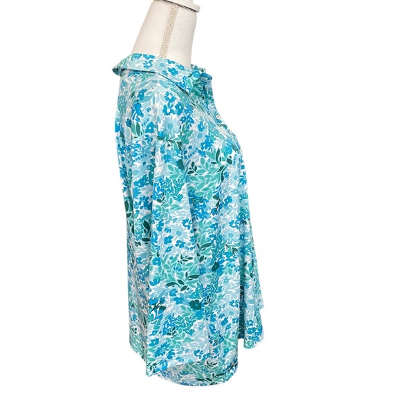 Croft & Barrow, size XXL, collared floral blouse, polyester & spandex blend. - Picture 4 of 10